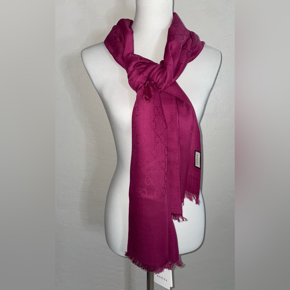 🎉HP🎉New! Gucci Logo Double GG Silk/Wool Pink Scarf 71”x18”-Made in Italy🇮🇹 - Picture 12 of 14
